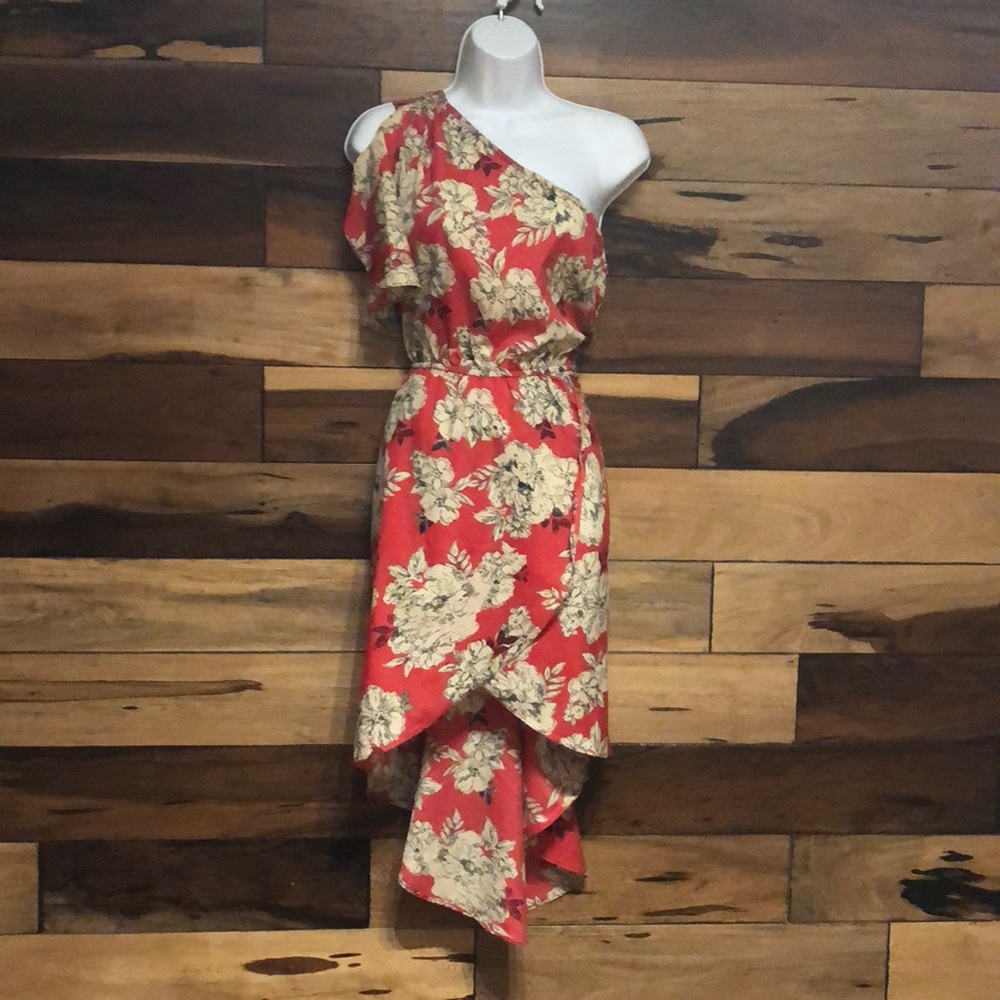 High low one shoulder dress